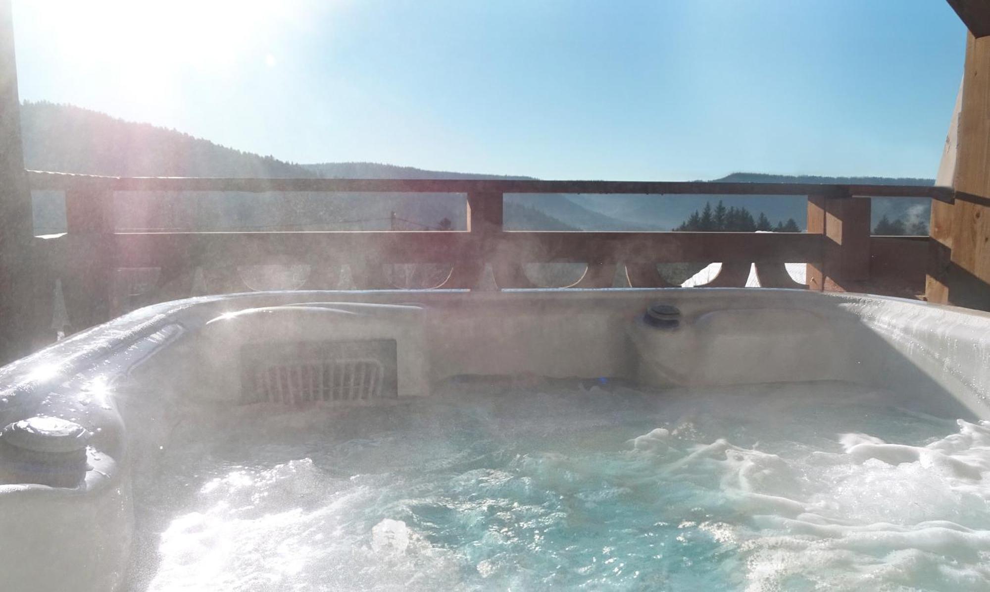 Gite Panoramique Et Spa De Liezey La Source Εξωτερικό φωτογραφία